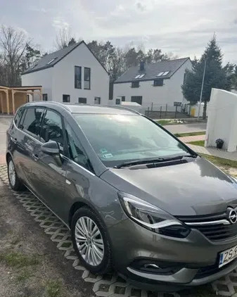 opel zafira Opel Zafira cena 43000 przebieg: 123000, rok produkcji 2016 z Szczecin
